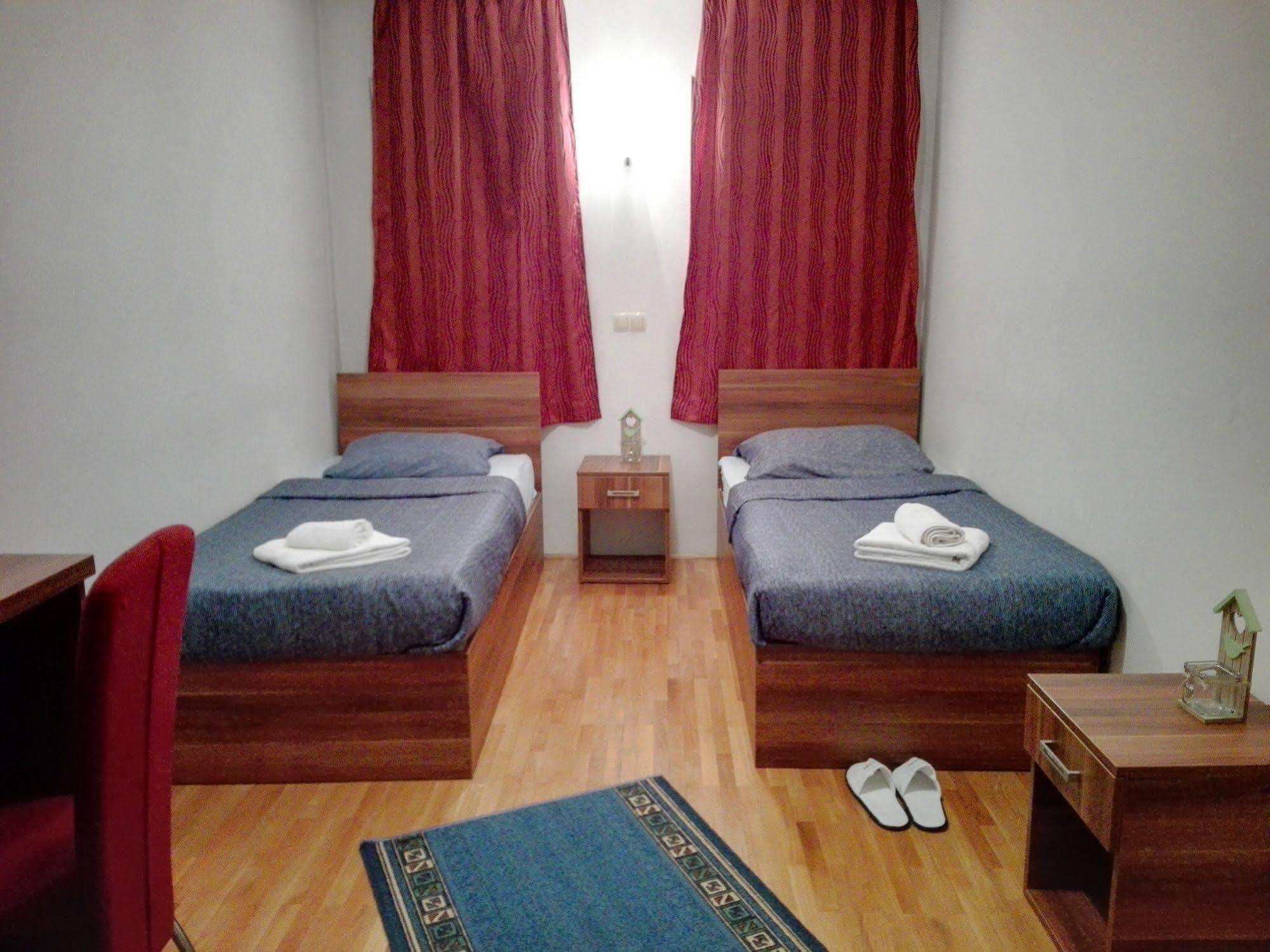 Boutique Saray Bosna Motel Saraievo Exterior foto