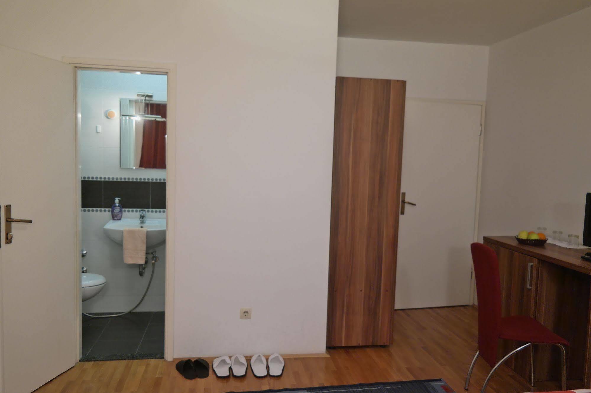Boutique Saray Bosna Motel Saraievo Exterior foto